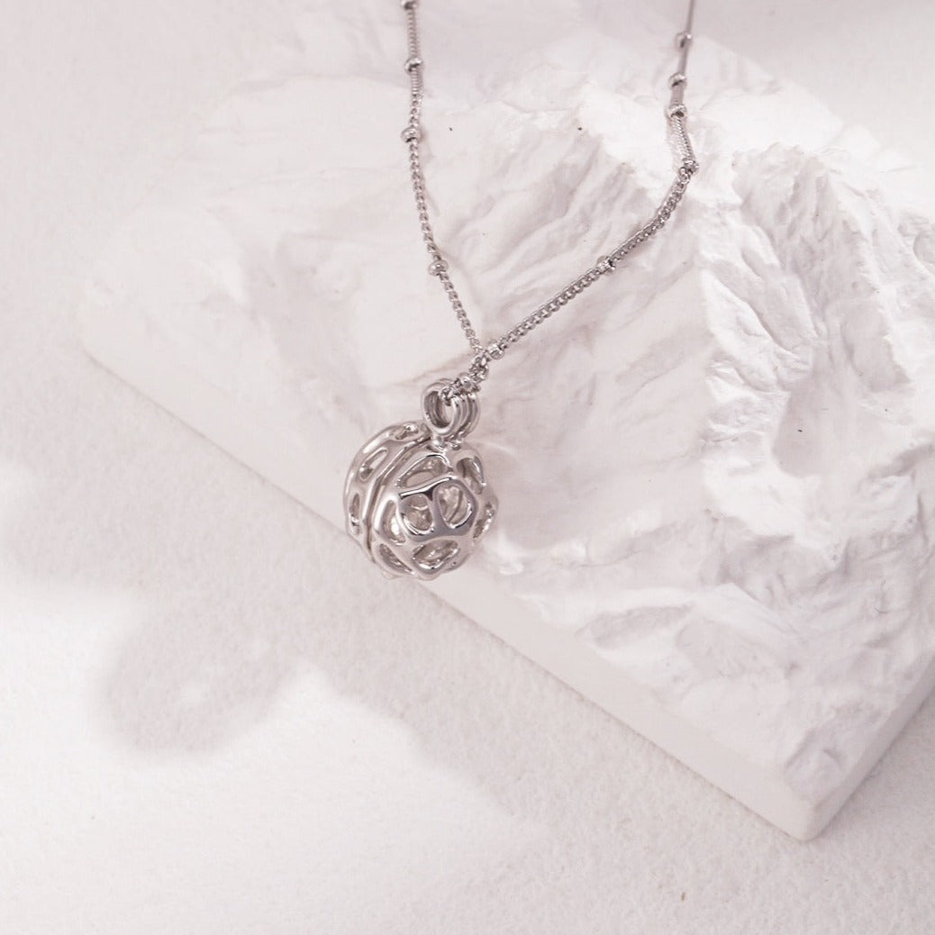 Lantern Pendant, Pendant Necklace | EWOOXY